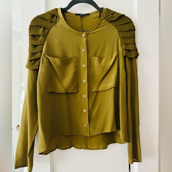 Naven Top - Picture 1 of 1